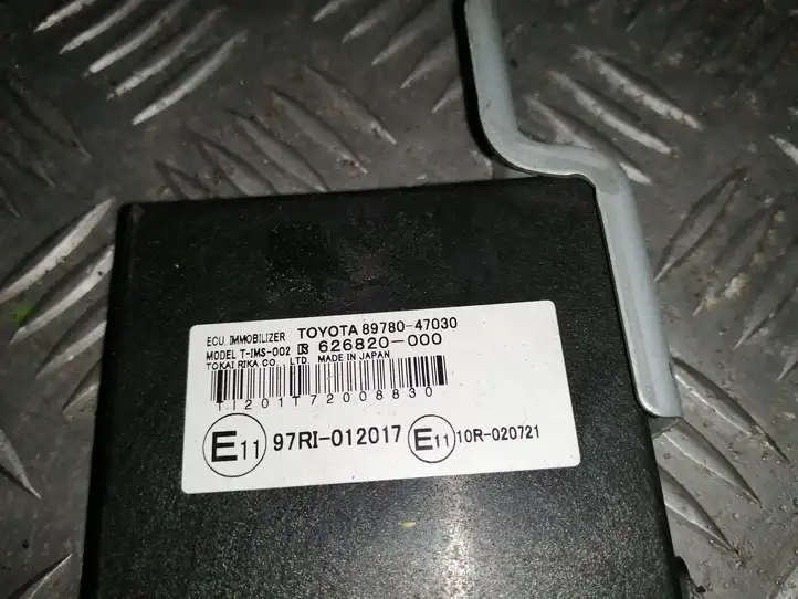 Toyota Prius (XW20) (2003 - 2009) 8978047030 Блок иммобилайзера — фото 3