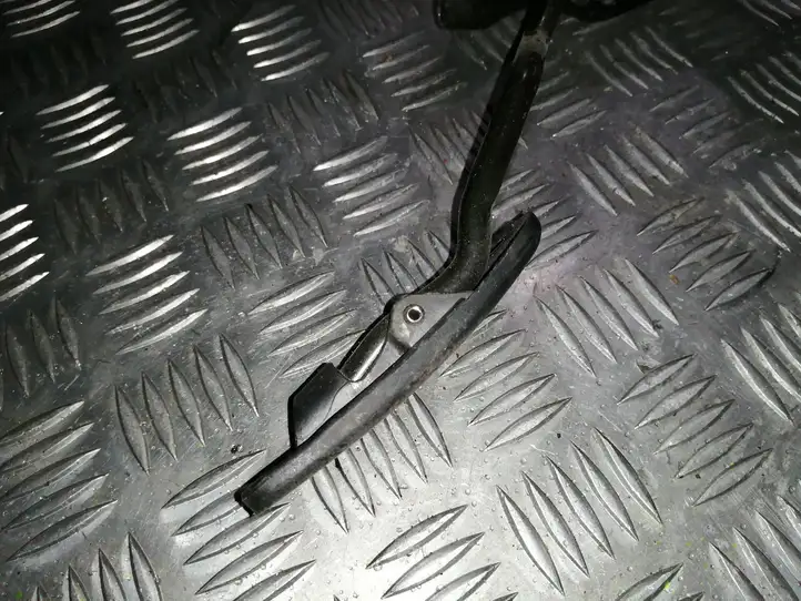 Toyota Avensis T250 (2006 - 2009) 8928152021 Педаль акселератора — фото 6