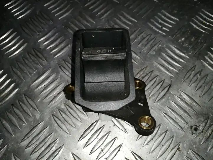 Toyota Avensis T270 (2009 - 2012) 8439005010 Кнопка ручного тормоза — фото 3