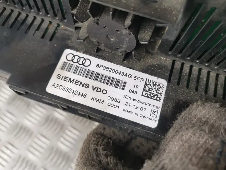 Audi A3/S3 8P (2004 - 2008) 8P0820043AG Блок управления климат-контролем — фото 3