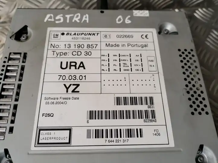 Opel Astra H (2004 - 2009) 13190857 Магнитола / мультимедийная система — фото 2