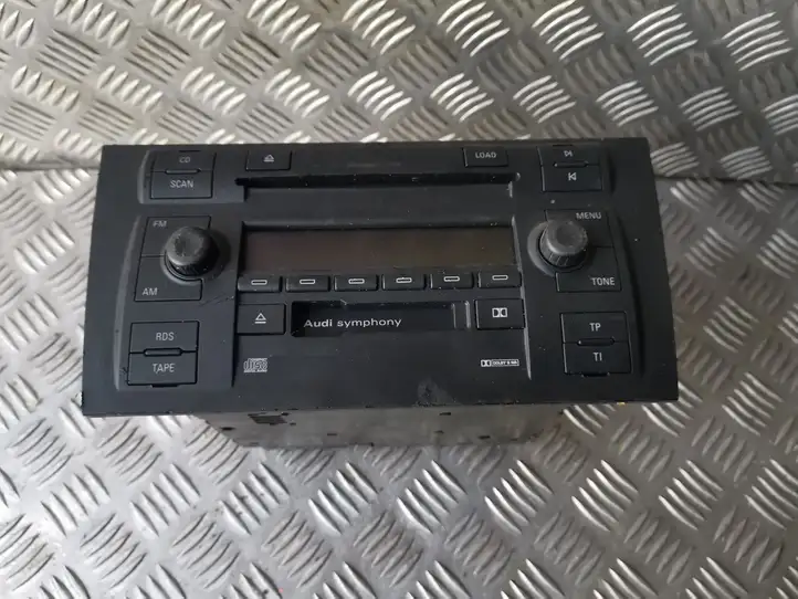 Audi A6 (2001 - 2004)   Радио/ проигрыватель CD/DVD / навигация