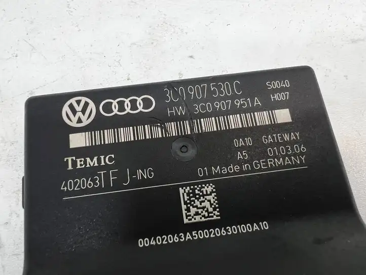 Volkswagen PASSAT B6 (2005 - 2010) 3C0907951A Прочие блоки управления — фото 3