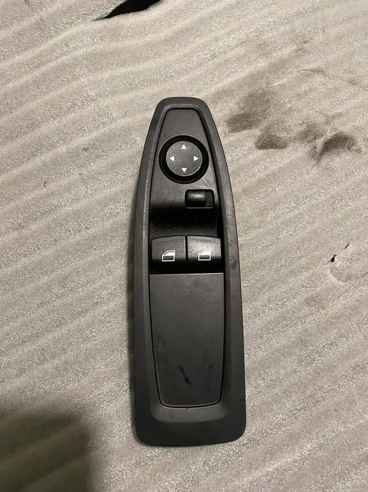 BMW 1 F20 F21 (2011 - 2019) 922626504 Блок кнопок стеклоподъемников — фото 1