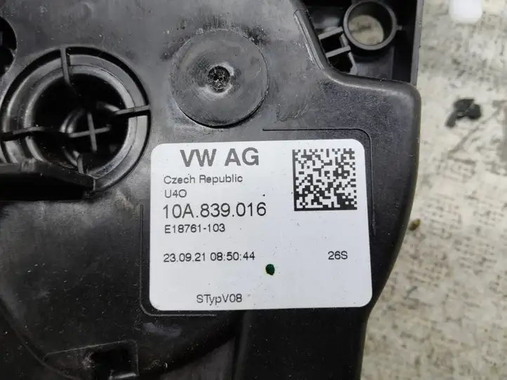 Skoda Kamiq (2019 - ) 10A839016 Замок задней двери — фото 2