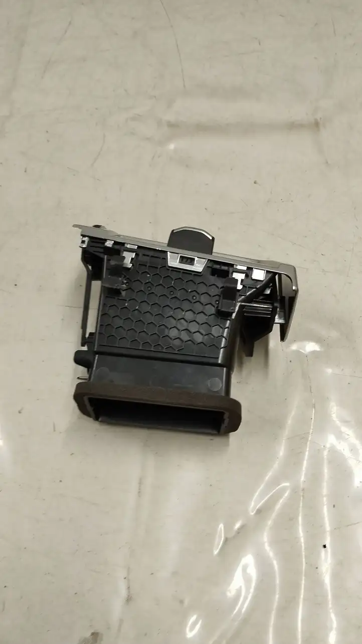 Land Rover Discovery 5 (2019 - ) Lk72018809ac Боковой воздушный дефлектор — фото 5