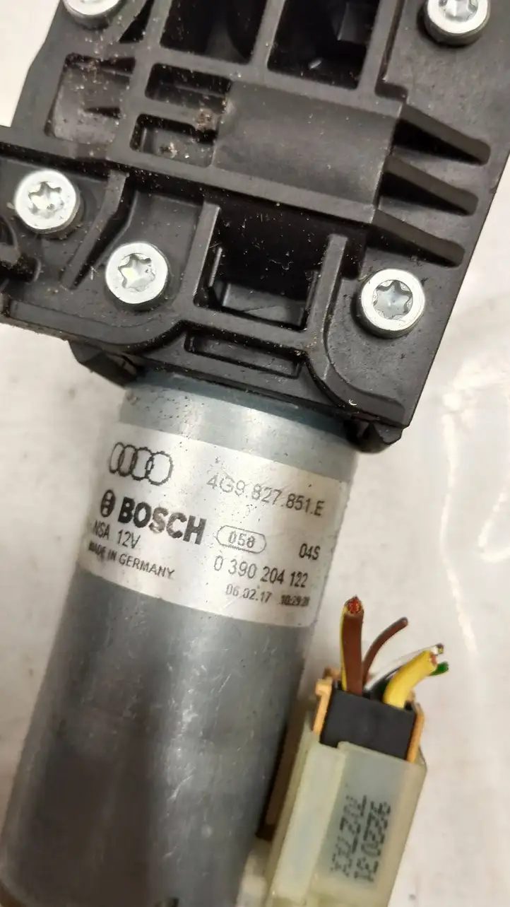 Audi A6 C7 (2014 - 2018) 4g9827851e Доводчик крышки багажника — фото 4
