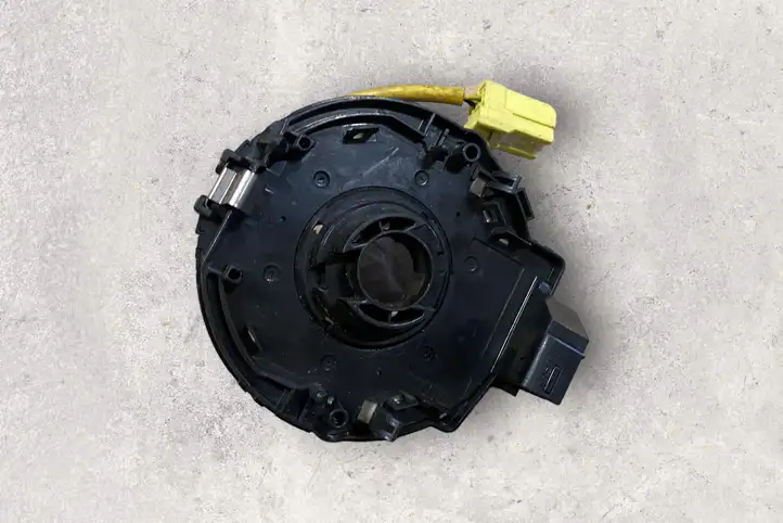 Toyota Verso (2009 - 2012) VJ0G157267 Контактное кольцо SRS — фото 4