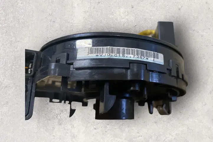Toyota Verso (2009 - 2012) VJ0G157267 Контактное кольцо SRS — фото 5