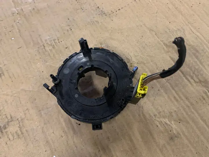 Audi A3/S3 8L (1996 - 2000) 1J0959653B Контактное кольцо SRS — фото 2