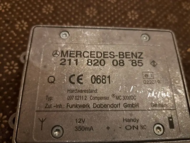 Mercedes-Benz E W211 (2002 - 2009) 2118200885 Антенна Bluetooth — фото 3