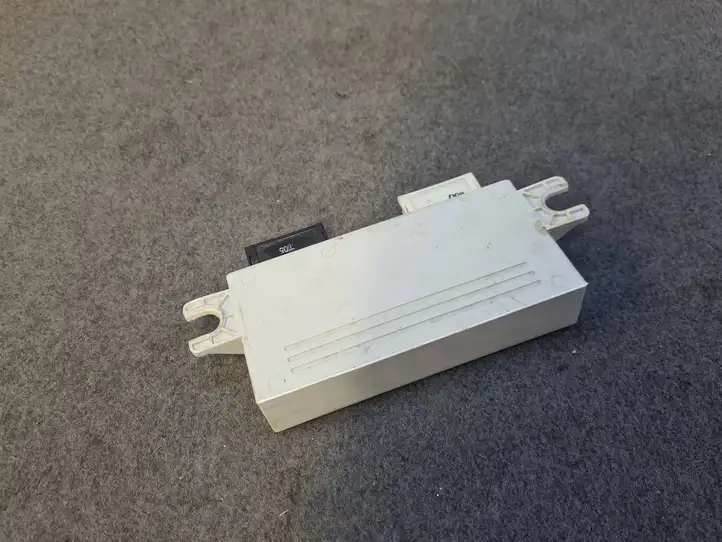 BMW 3 E90 E91 (2005 - 2012) 61359137054 Блок управления люком — фото 4