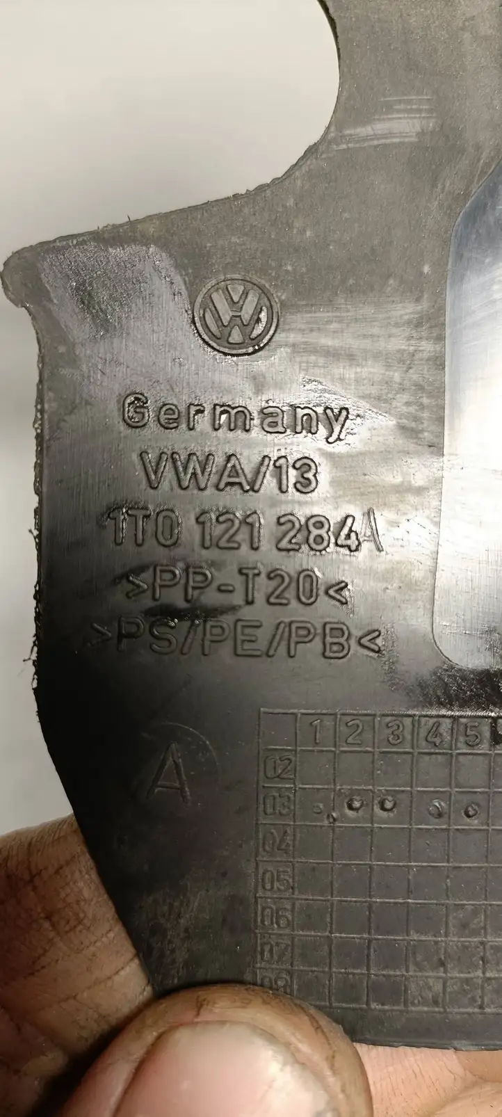 Volkswagen Caddy (2004 - 2010) 1T0121284A Дефлектор воздуха — фото 3
