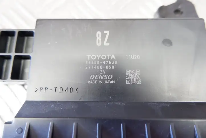 Toyota Prius Prime (2017 - ) 8865047530 Прочие блоки управления — фото 5