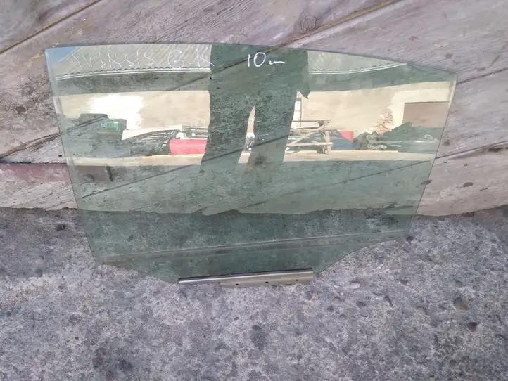 Toyota Avensis T270 (2009 - 2012)   Основное стекло задних дверей