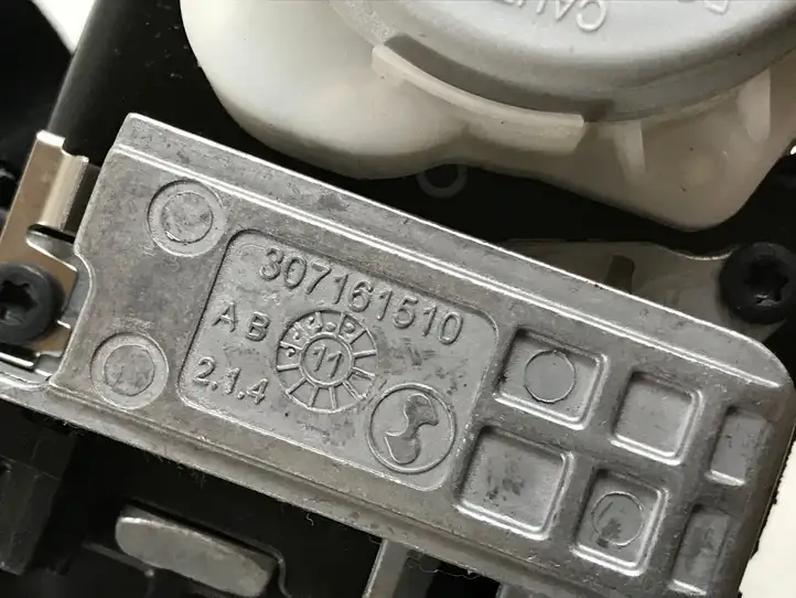 Audi A7 (2010 - 2014)  4G8857705B Передний ремень безопасности