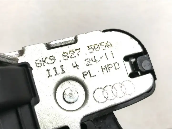 Audi A7 S7 4G (2010 - 2014) 8K9827505A Замок крышки багажника — фото 3