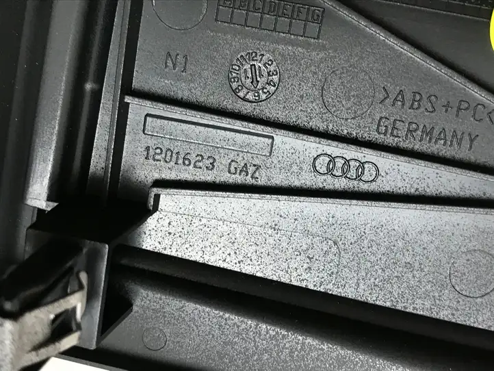 Audi A7 S7 4G (2010 - 2014) 4G0863300 Другая деталь консоли (туннеля) — фото 4