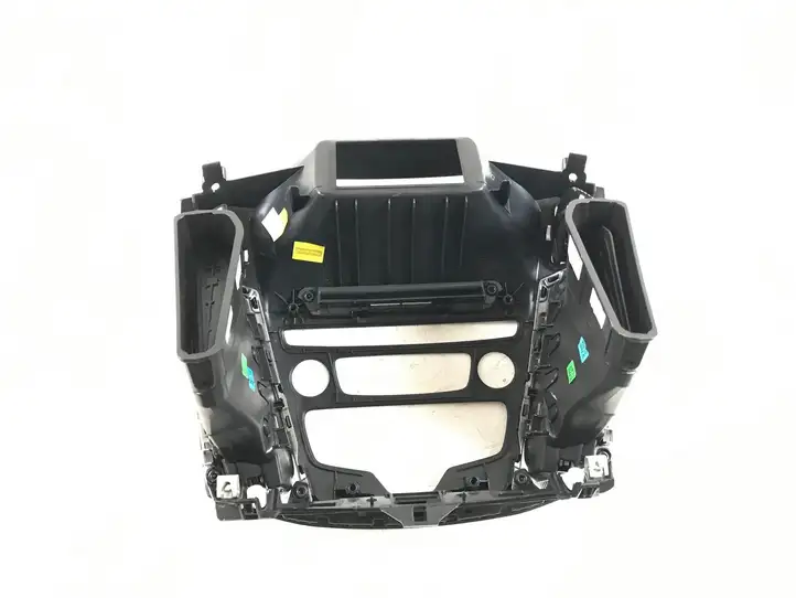 Ford Focus (2015 - 2019) F1EBA014L20BAW Центральный воздушный дефлектор — фото 2