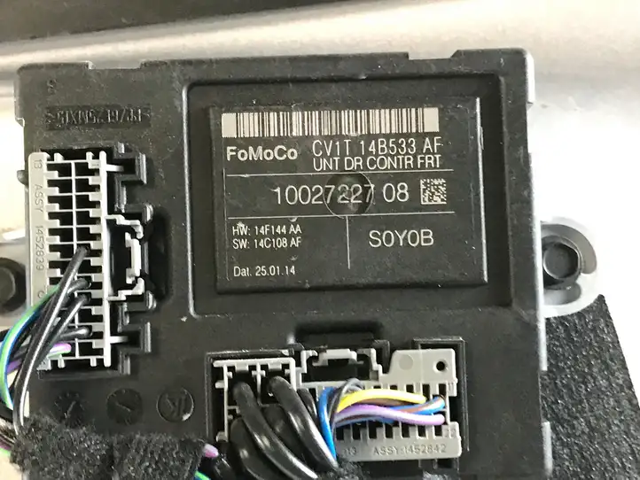 Ford B-MAX (2012 - 2018) AV11R20221AG Дверь — фото 9