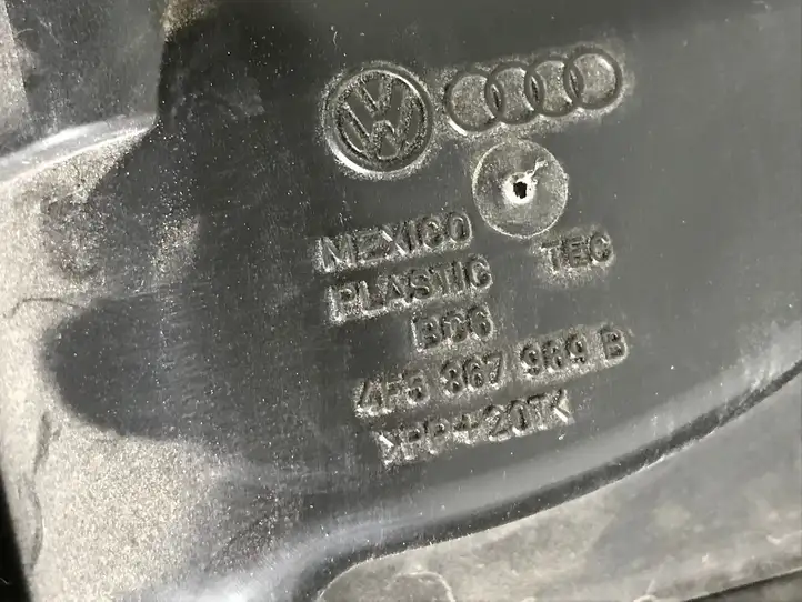 Audi A4 S4 B8 8K (2011 - 2015) 8K5867975E Обшивка багажника — фото 2