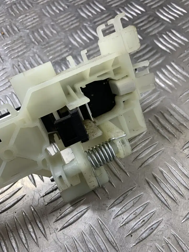 SsangYong Rexton (2017 - )   Наружная ручка