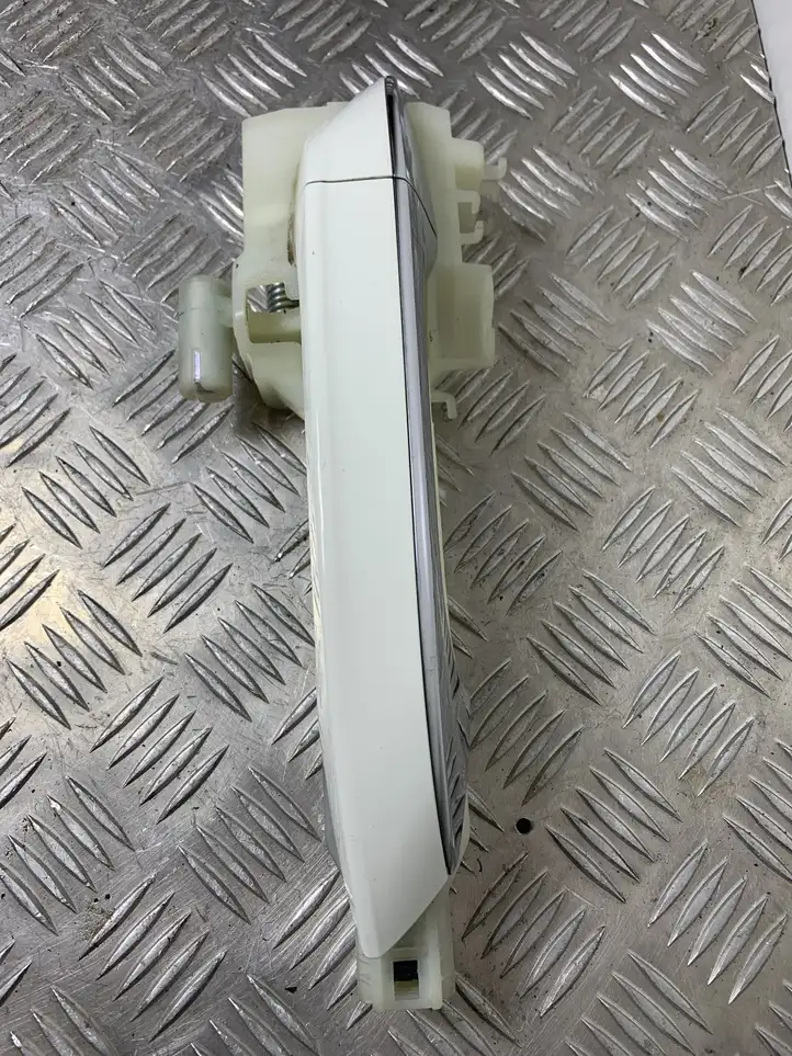 SsangYong Rexton (2017 - )   Наружная ручка