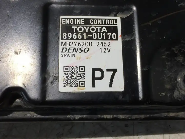 Toyota Yaris (2014 - 2019) 896610U170 Блок управления двигателем (ЭБУ) — фото 2