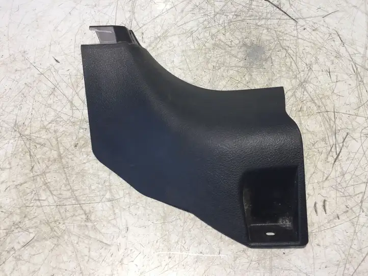 Toyota Yaris (2014 - 2019) 621120D120 Верхняя обшивка стойки B — фото 1