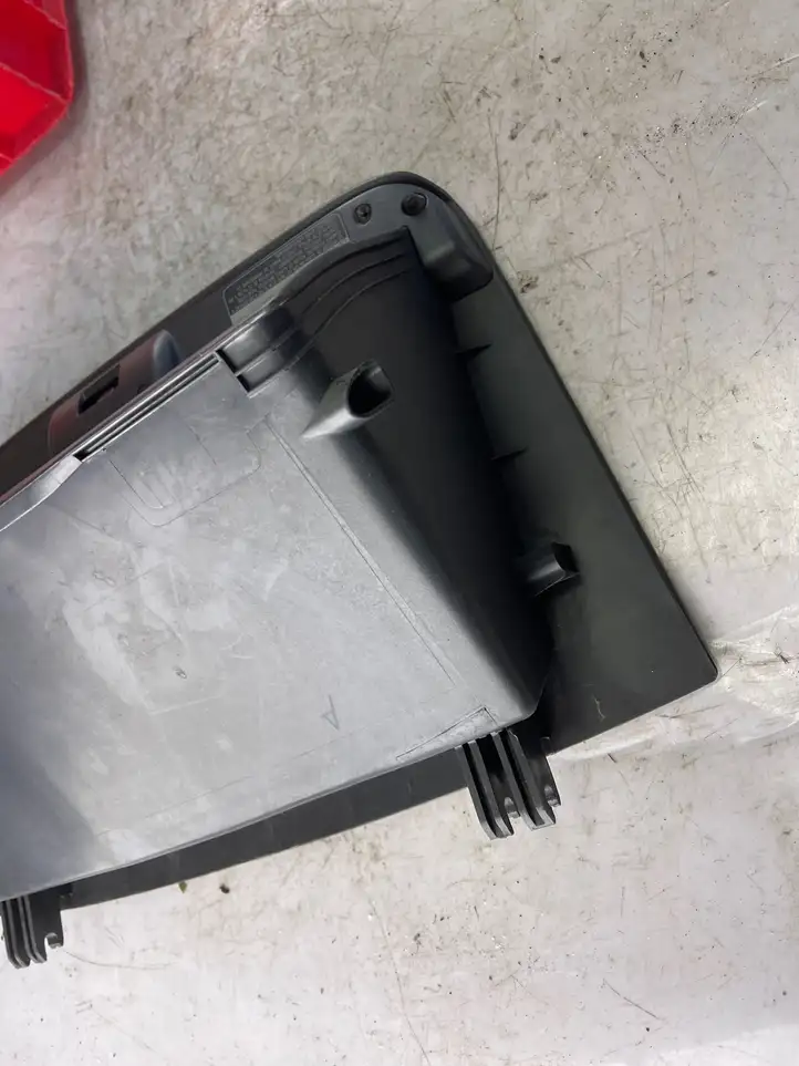 Toyota Corolla Verso E121 (2001 - 2004) 5555013020 Вещевой ящик — фото 3