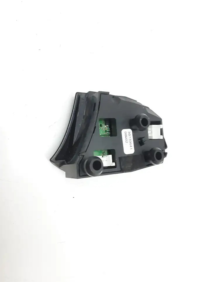 Volvo S80 (2006 - 2009) 30739641 Кнопки на рулевом колесе — фото 2