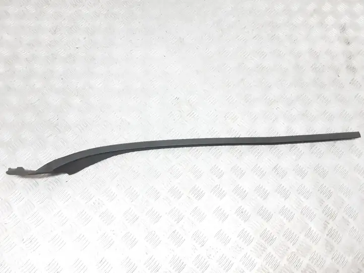 Volvo S60 (2010 - 2013) 31335865 Накладка стоек лобового стекла — фото 1