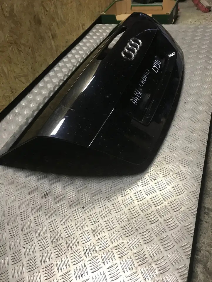 Audi A4 S4 B7 8E 8H (2004 - 2009) 8H0827023 Крышка багажника — фото 6