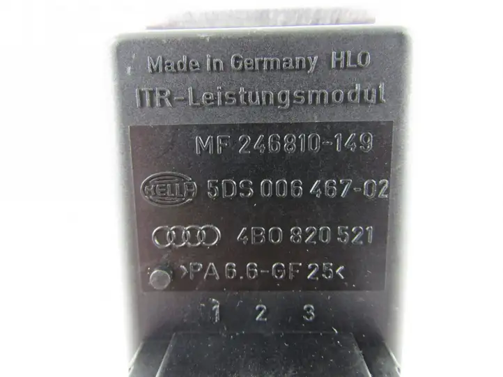 Audi A6 S6 C5 4B (2001 - 2004) Реле вентилятора печки салона — фото 4