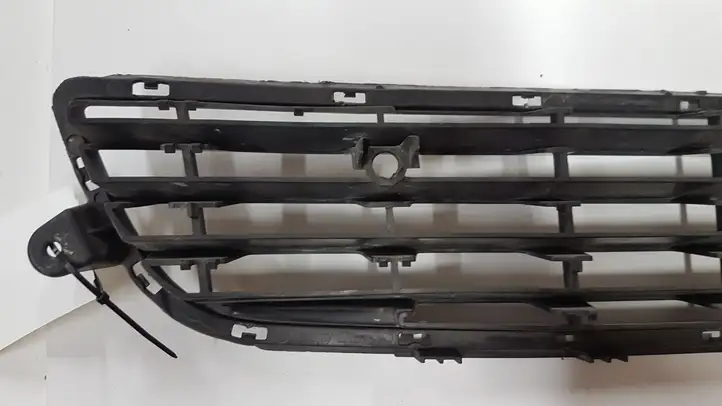 Opel Zafira B (2006 - 2008) 13124978 Нижняя решетка переднего бампера — фото 4