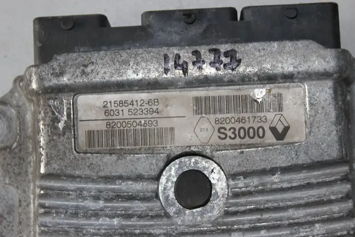 Renault Clio III (2005 - 2012) 8200461733 Блок управления двигателем (ЭБУ) — фото 3