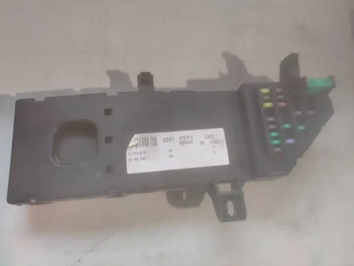 Opel Vectra (2005 - 2009)  13223679 Mодуль kомфортa