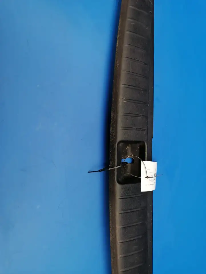 Subaru Legacy (2003 - 2009) 95073AG000 Отделка порога багажника — фото 10