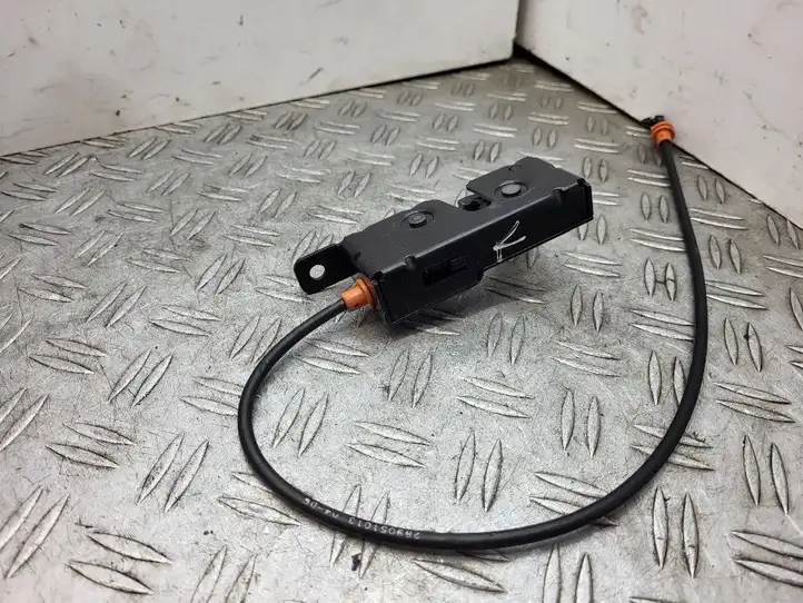 Mini One Cooper Cabrio R52 (2003 - 2008) 7111465 Замок крышки багажника — фото 5