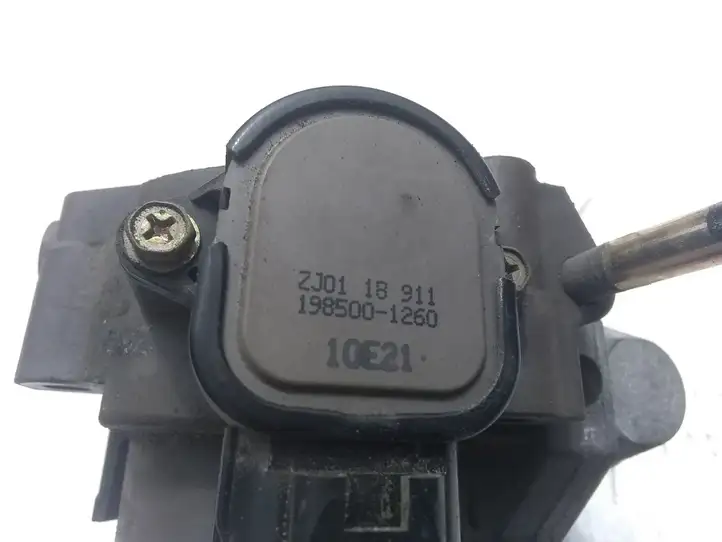 Mazda 3 I (2003 - 2006) ZJ0118911 Дроссельная заслонка — фото 2