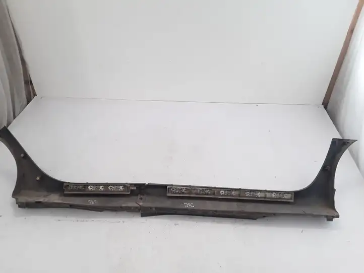 Renault Scenic I (1996 - 2003) Порог кузова — фото 2