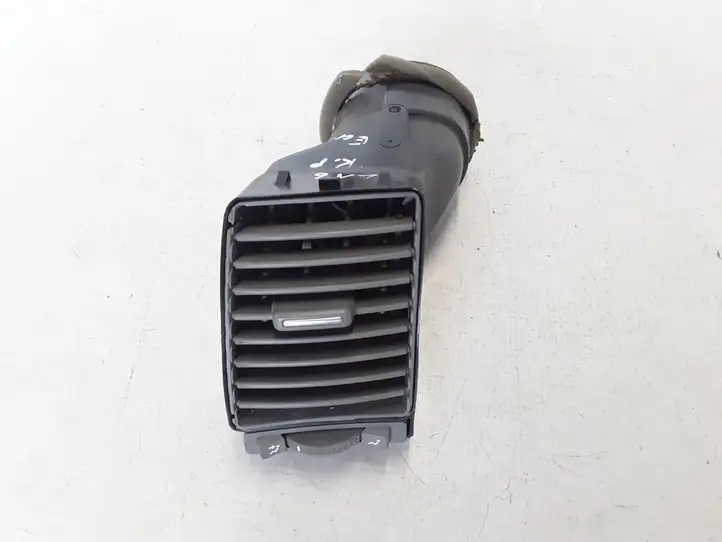 Renault Laguna II (2001 - 2005) 7701051061 Боковой воздушный дефлектор — фото 1