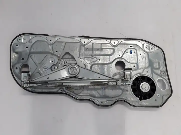 Volvo C30 (2007 - 2010) 8679979 Стеклоподъемник передней двери — фото 4