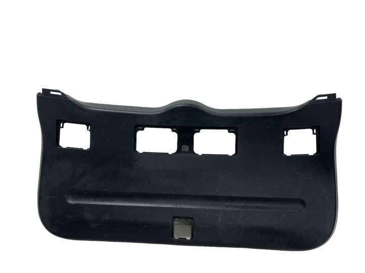 6775142061 Toyota RAV 4 (XA40) Pagrindinis apdailos skydas