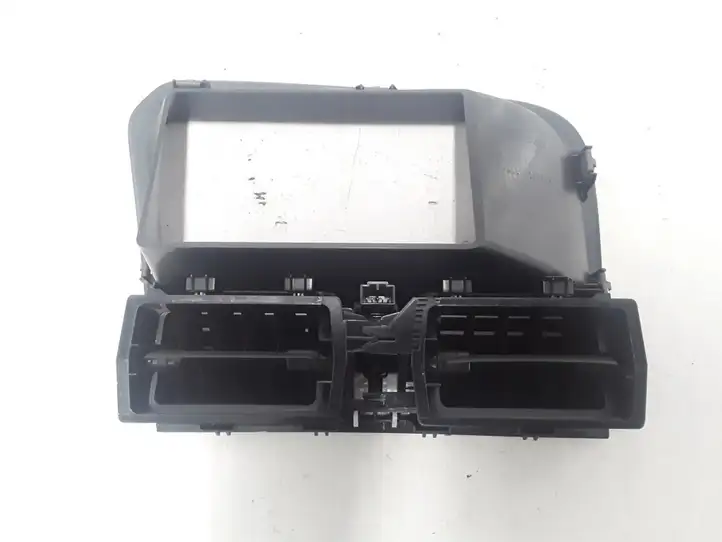 Volvo XC60 (2008 - 2013) 30755643 Центральный воздушный дефлектор — фото 3