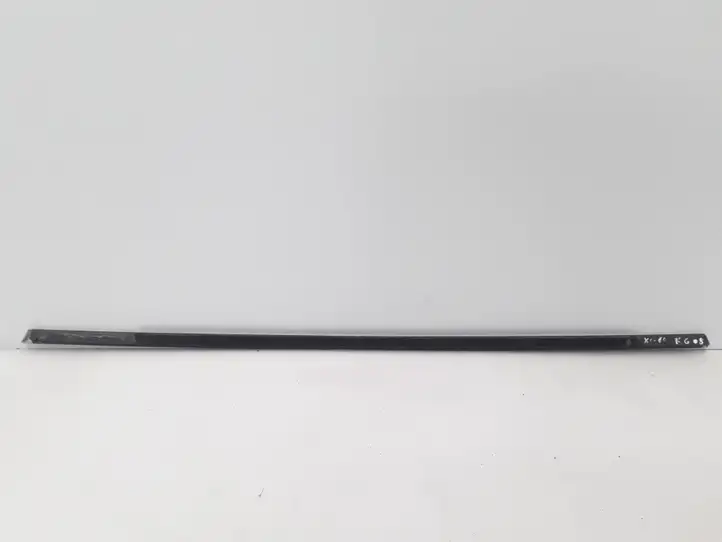 Volvo XC60 (2008 - 2013) 31385845 Молдинги задней двери — фото 2
