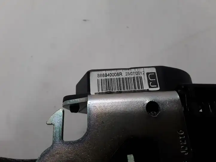 Renault Megane III (2009 - 2016)  868840008R Передний ремень безопасности