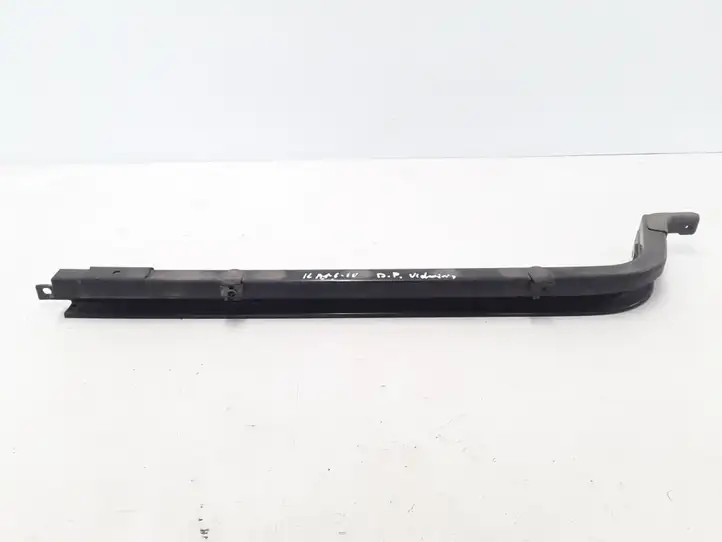 Renault Kangoo II (2008 - 2014) 777608210R Средняя направляющая ролика раздвижной двери — фото 2
