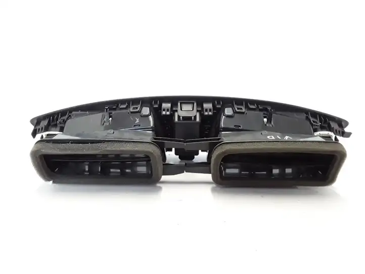 Renault Scenic III - Grand scenic III (2009 - 2016) 682600031R Центральный воздушный дефлектор — фото 3