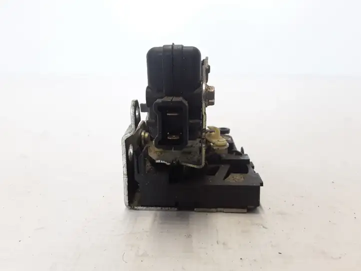 Dacia Logan I (2004 - 2012) 8200290961 Замок передней двери — фото 4